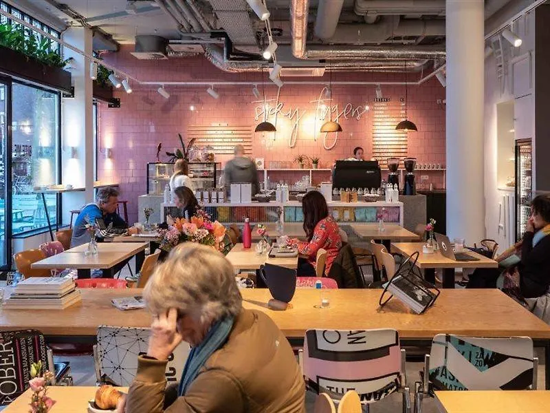 Conscious Hotel The Tire Station Amsterdam 3*,