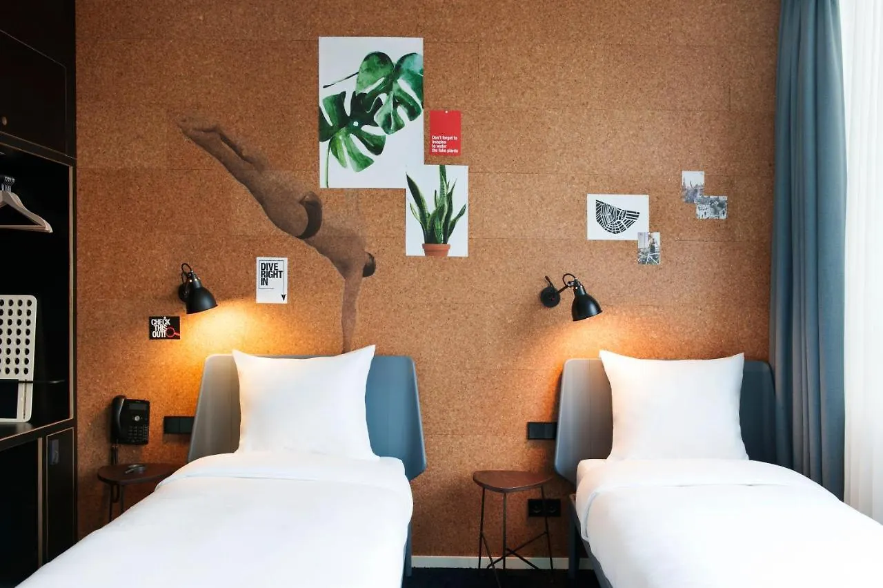 Conscious Hotel The Tire Station Amsterdam