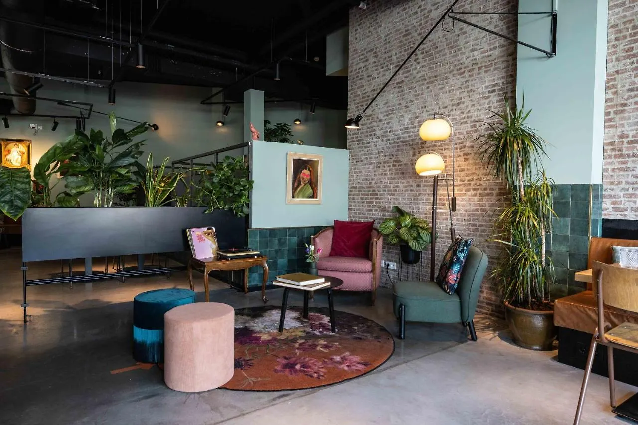 Conscious Hotel The Tire Station Amsterdam
